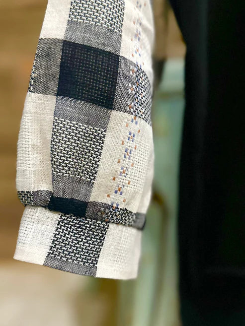 Knit Top with Puff Sleeve - Black Plaid