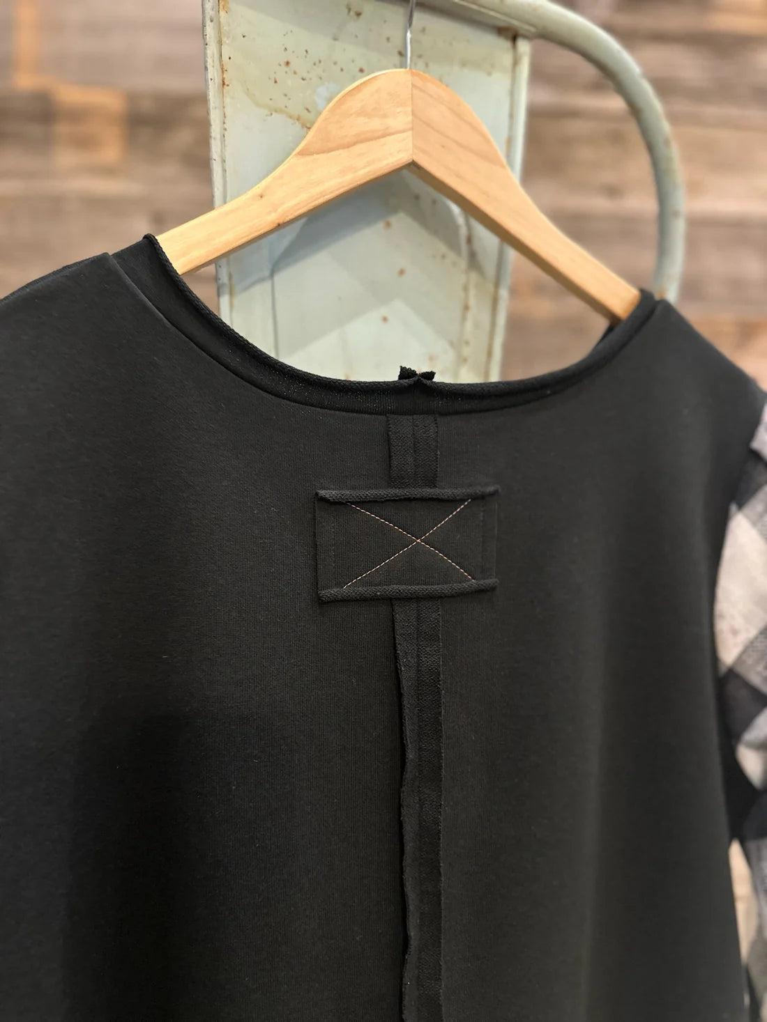 Knit Top with Puff Sleeve - Black Plaid